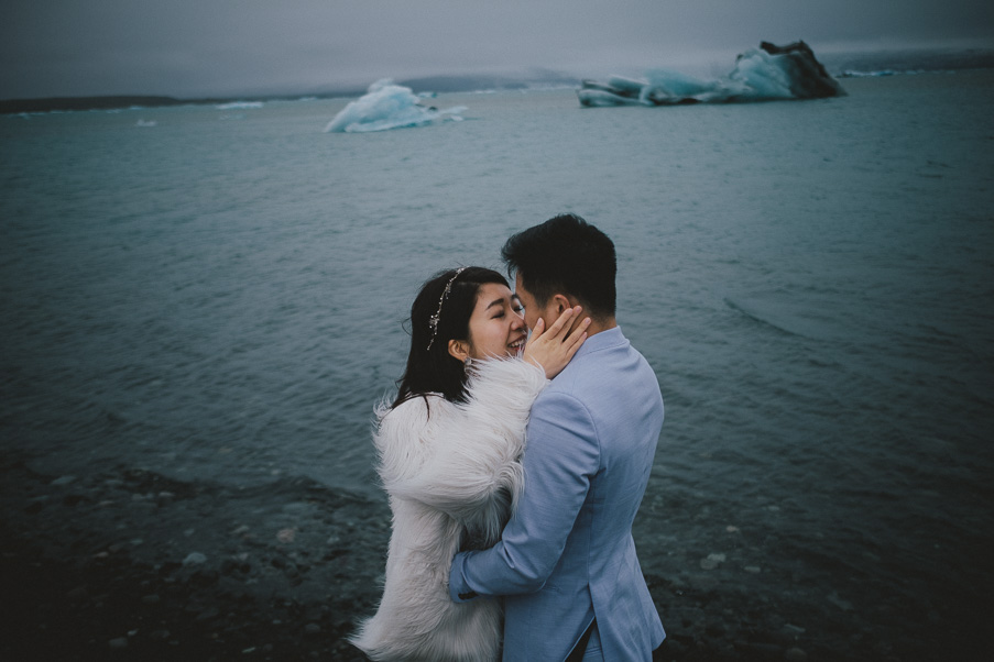 071_iceberg_wedding_images